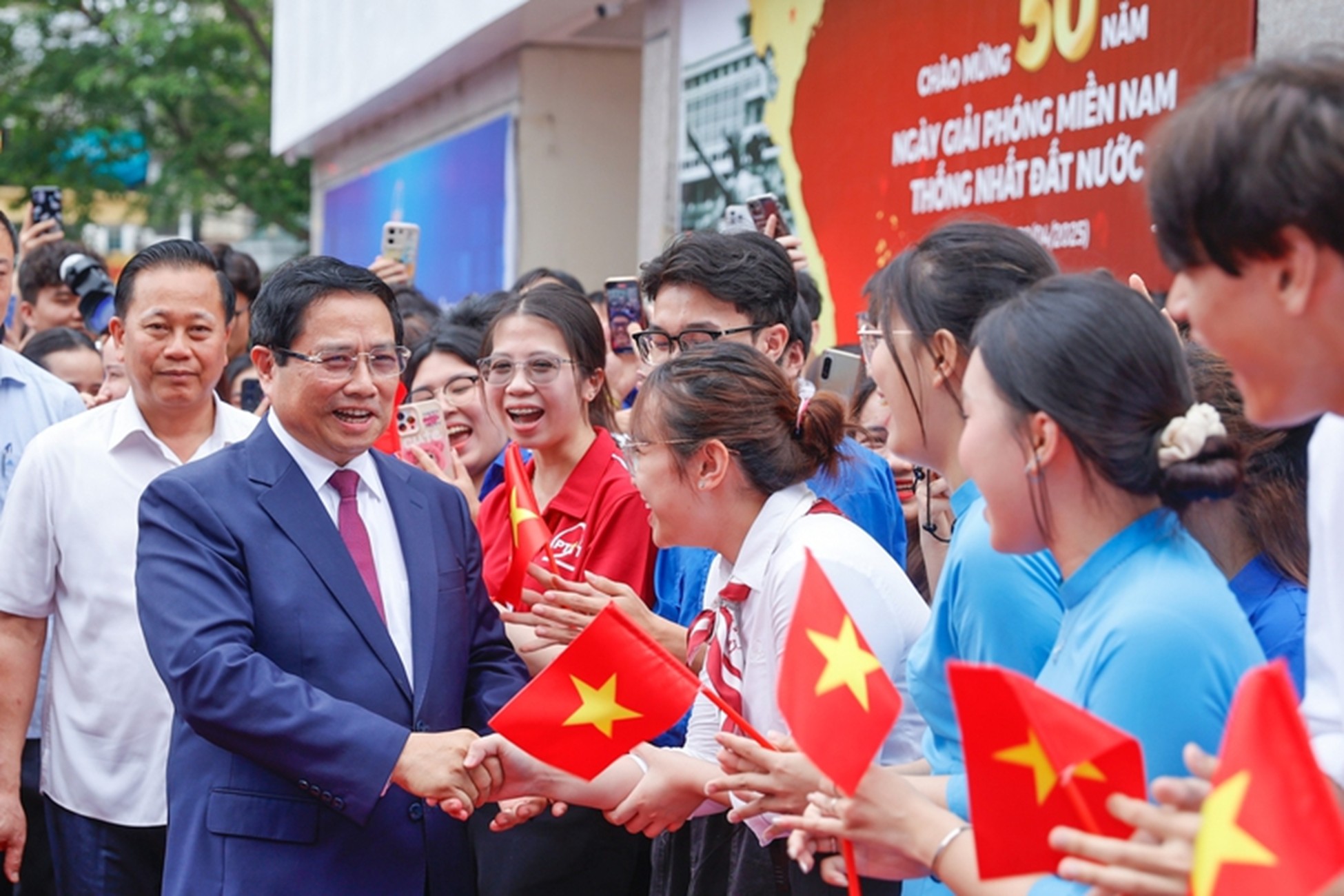 Thủ tướng Chính phủ: Khoa học công nghệ, đổi mới sáng tạo, chuyển đổi số không có giới hạn, biên giới, không phân biệt tuổi tác, giới tính, tôn giáo